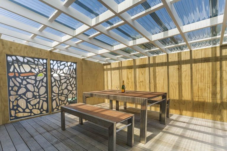 Photo of property in 44a Hargest Crescent, Saint Kilda, Dunedin, 9012