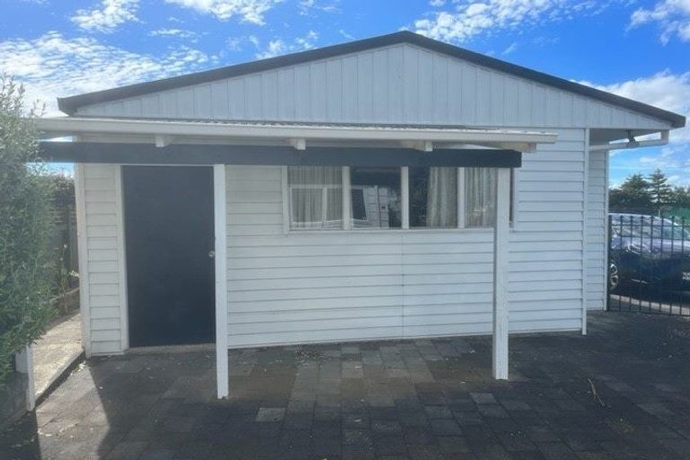 Photo of property in 17 Thurston Place, Bucklands Beach, Auckland, 2012
