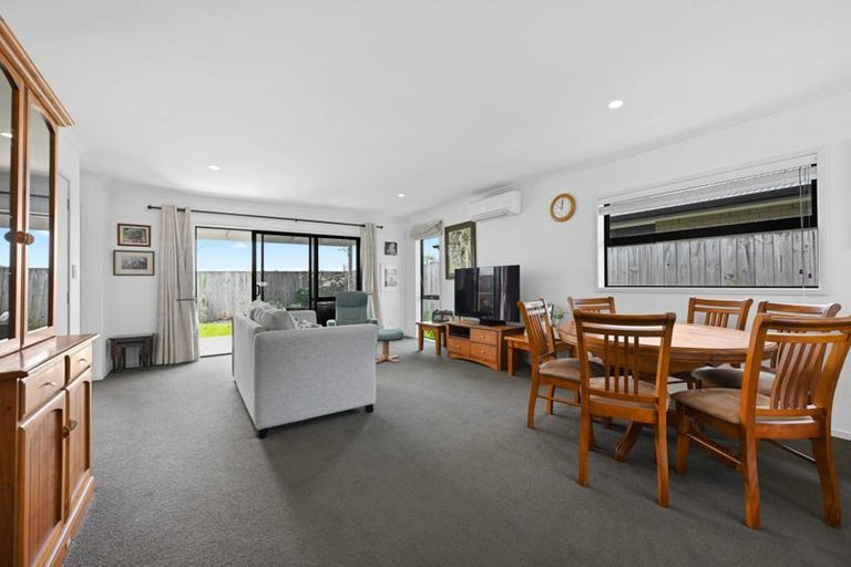 Photo of property in 8/11 Errol Close, Burbush, Hamilton, 3288