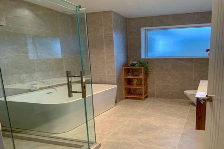 Photo of property in 25 Ahorangi Road, Silverdale, 0932