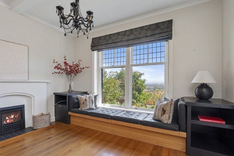 Photo of property in 14 Macmillan Avenue, Cashmere, Christchurch, 8022