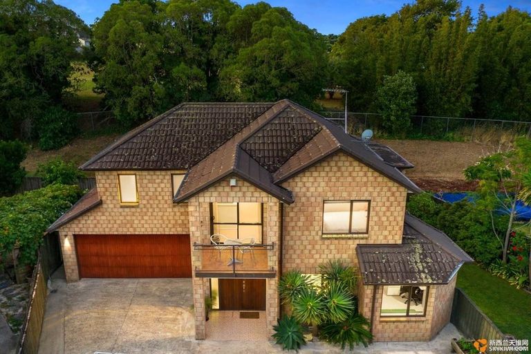 Photo of property in 6 Pennant Street, Long Bay, Auckland, 0630