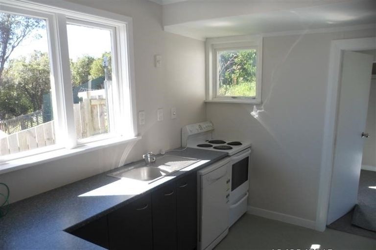 Photo of property in 39 Fraser Avenue, Johnsonville, Wellington, 6037