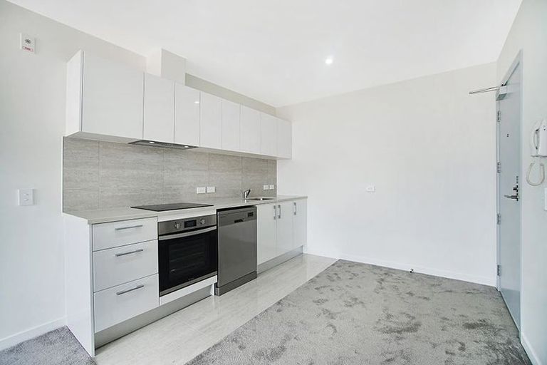 Photo of property in 7/8g Gray Avenue, Mangere East, Auckland, 2024
