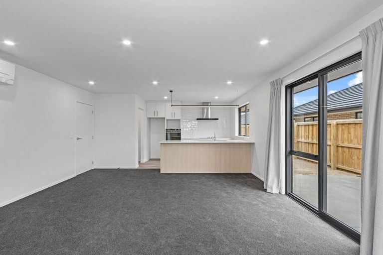 Photo of property in 6 Mccahon Lane, Rolleston, 7615