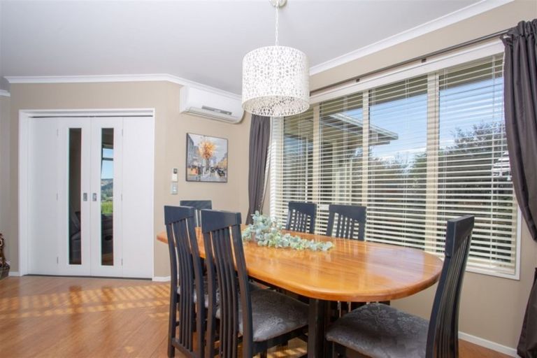 Photo of property in 21 Katania Heights, Brightwater, 7022