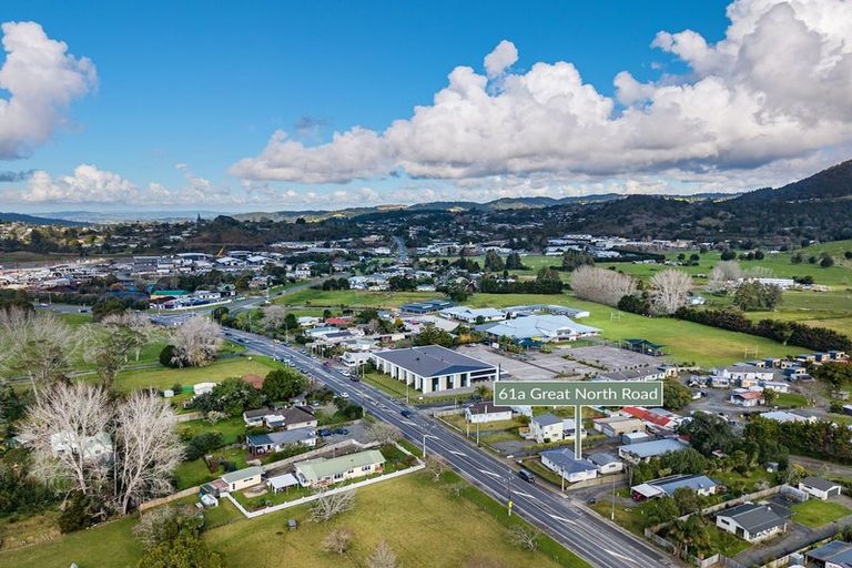 Photo of property in 61a Great North Road, Waipawa, 4210