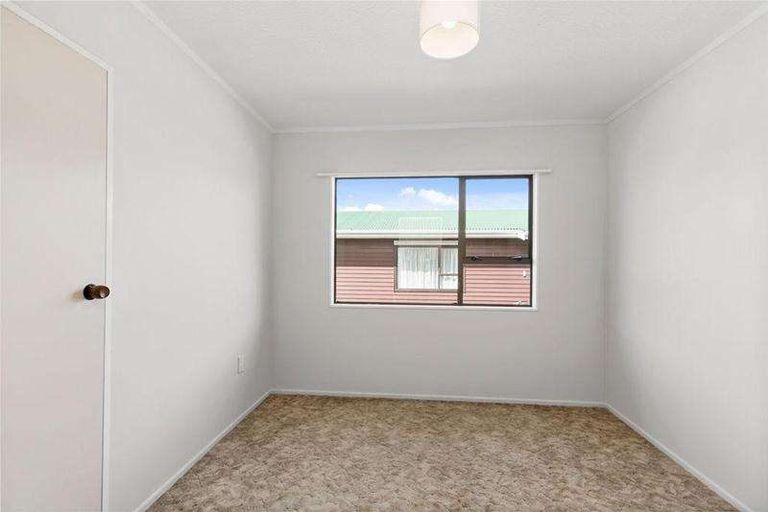 Photo of property in 2/19 Trafalgar Street, Johnsonville, Wellington, 6037