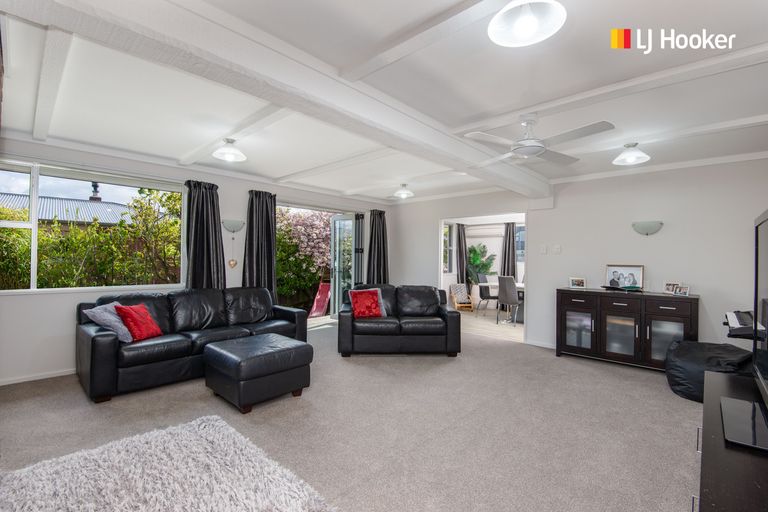 Photo of property in 15 Cherry Drive, Mosgiel, 9024