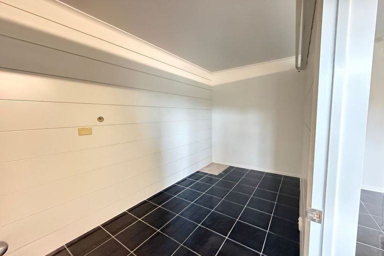 Photo of property in 434 Chapel Road, Flat Bush, Auckland, 2016