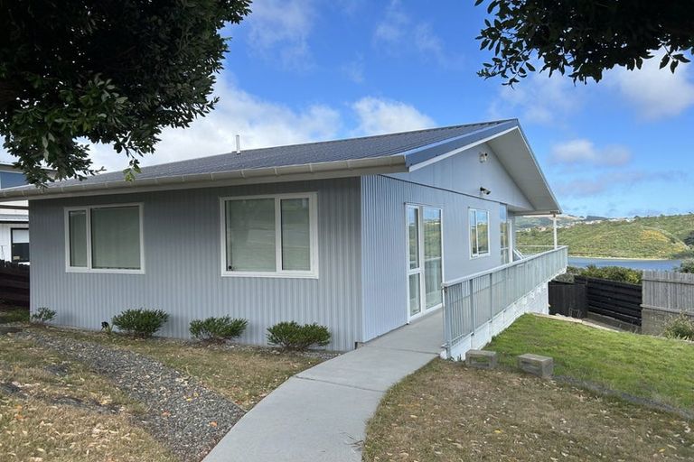 Photo of property in 7 Forth Place, Papakowhai, Porirua, 5024