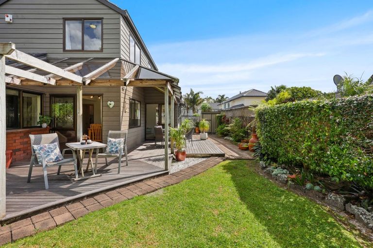 Photo of property in 2/1a Basilton Close, Bucklands Beach, Auckland, 2012