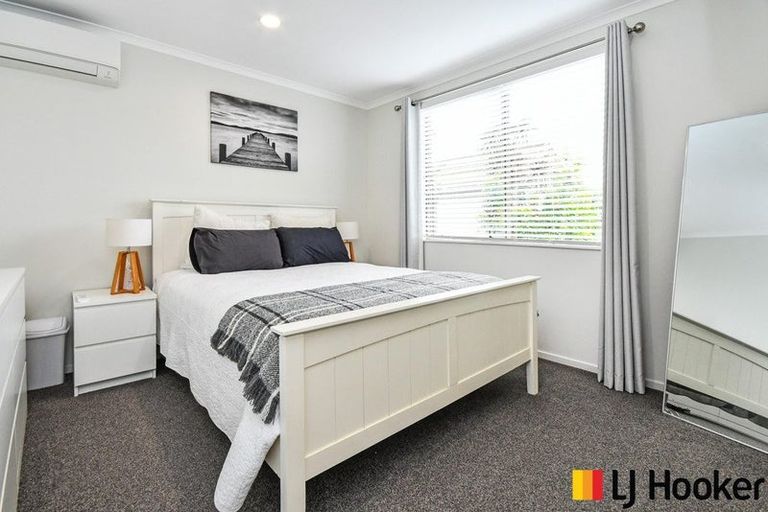 Photo of property in 26 Reins Road, Takanini, 2112