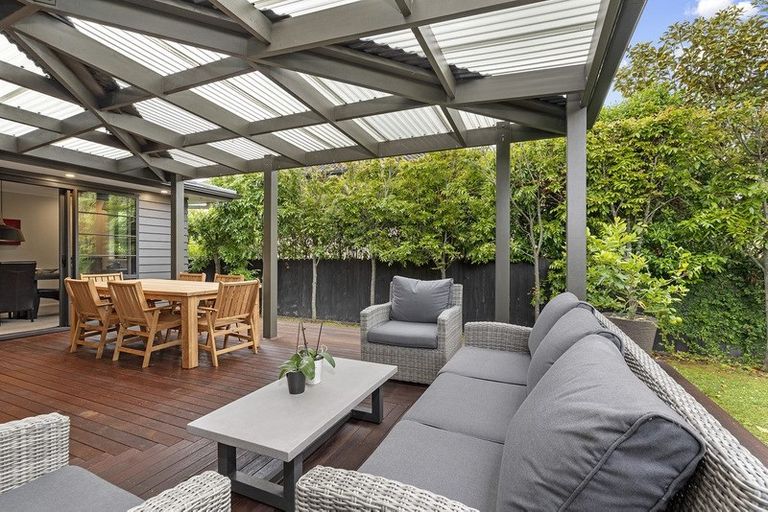 Photo of property in 214 Schnapper Rock Road, Schnapper Rock, Auckland, 0632
