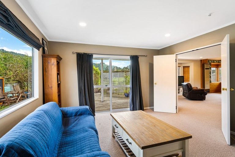 Photo of property in 16 Kingfisher Close, Brown Owl, Upper Hutt, 5018