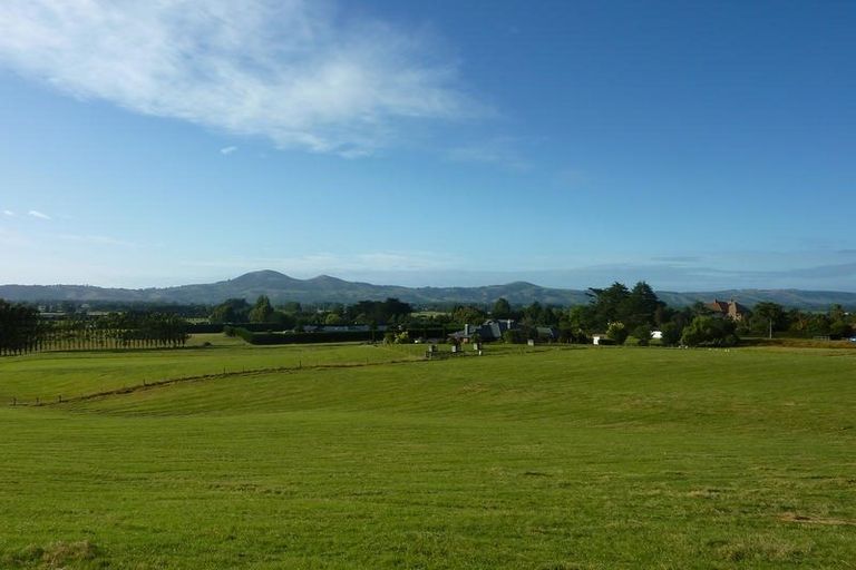 Photo of property in 18 Tirohanga Road, North Taieri, Mosgiel, 9092