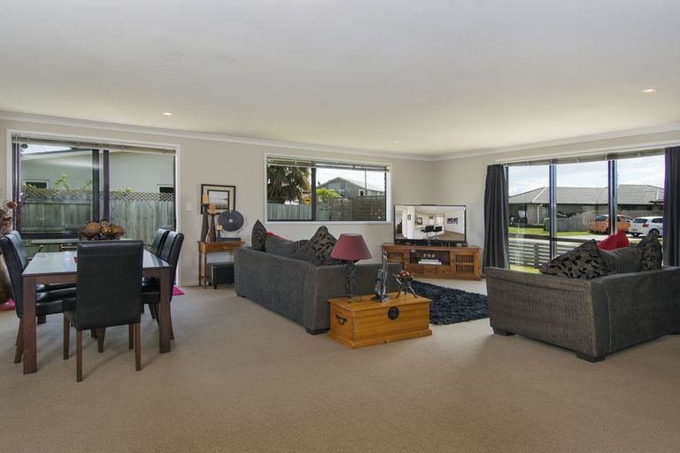 Photo of property in 34 Twin Oak Avenue, Papamoa Beach, Papamoa, 3118