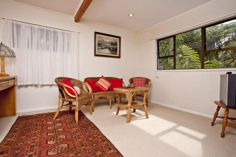 Photo of property in 20 Trelawny Place, Hillcrest, Auckland, 0627