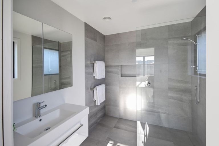 Photo of property in 97 Wingatui Road, Mosgiel, 9024