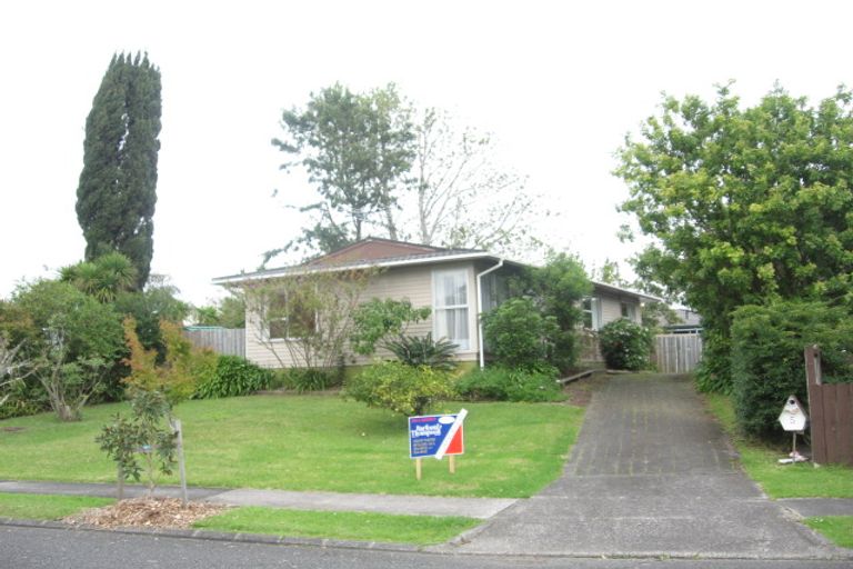 Photo of property in 5 Nan Place, Pakuranga Heights, Auckland, 2010