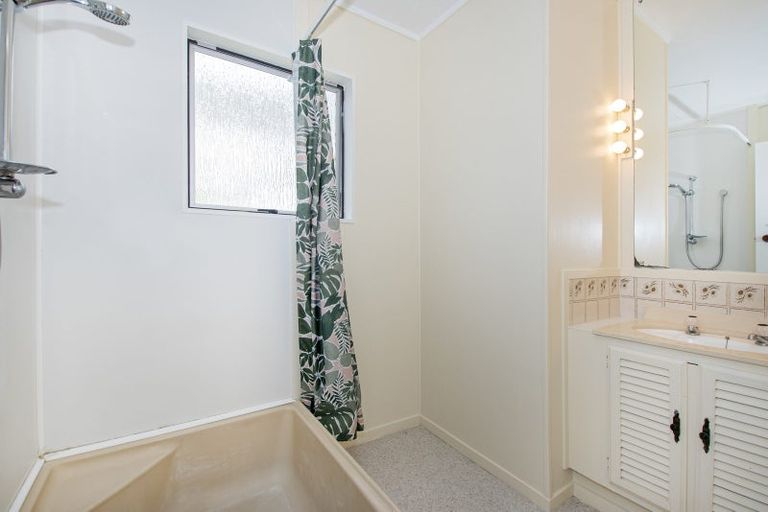 Photo of property in 12a Moana View, Raumanga, Whangarei, 0110