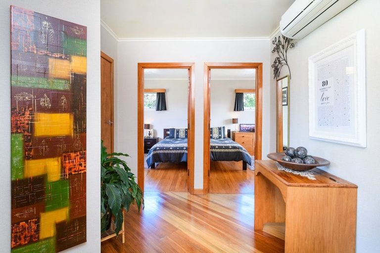 Photo of property in 85 Willoughby Street, Halcombe, Feilding, 4779