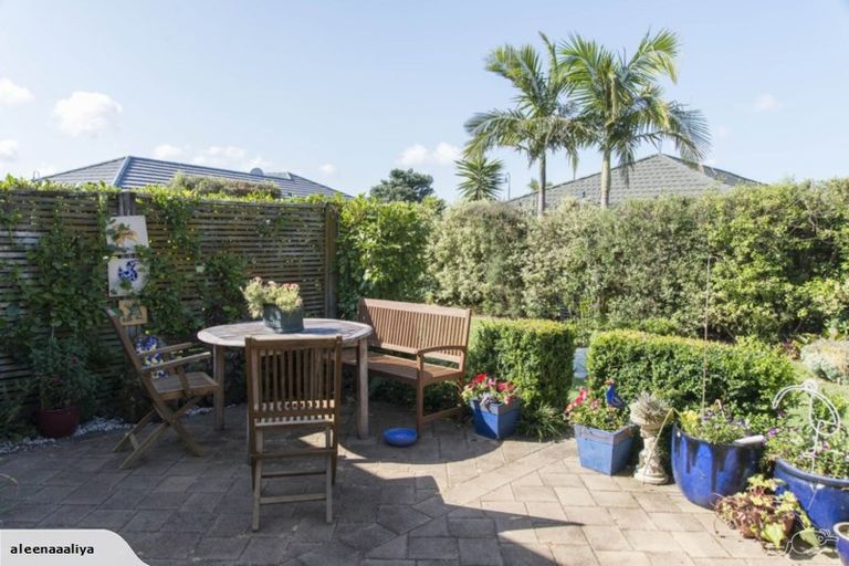 Photo of property in 11 Blackwood Drive, Wattle Downs, Auckland, 2103