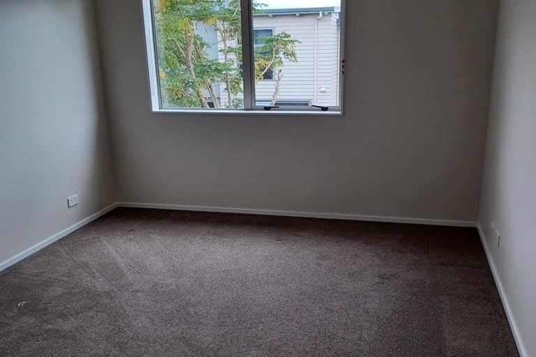 Photo of property in 3 Mollusc Road, Hobsonville, Auckland, 0616