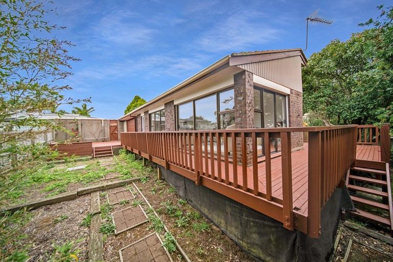 Photo of property in 230c Pakuranga Road, Pakuranga Heights, Auckland, 2010