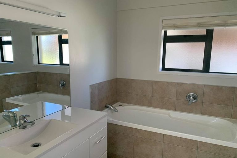 Photo of property in 1/41 Francis Street, Hauraki, Auckland, 0622