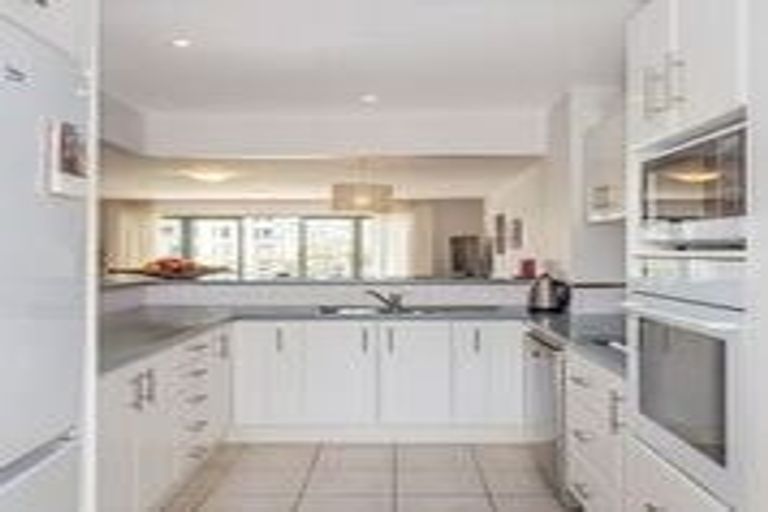 Photo of property in 146 Harbour Village Drive, Gulf Harbour, Whangaparaoa, 0930