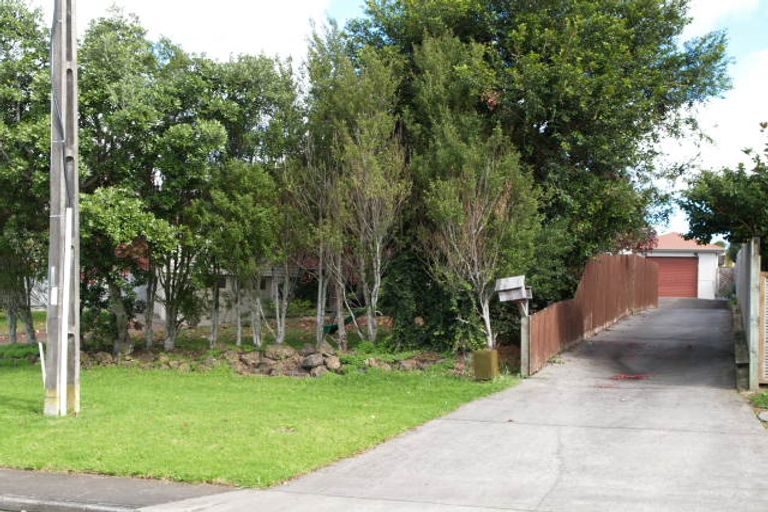 Photo of property in 1/33 Nelson Street, Howick, Auckland, 2014