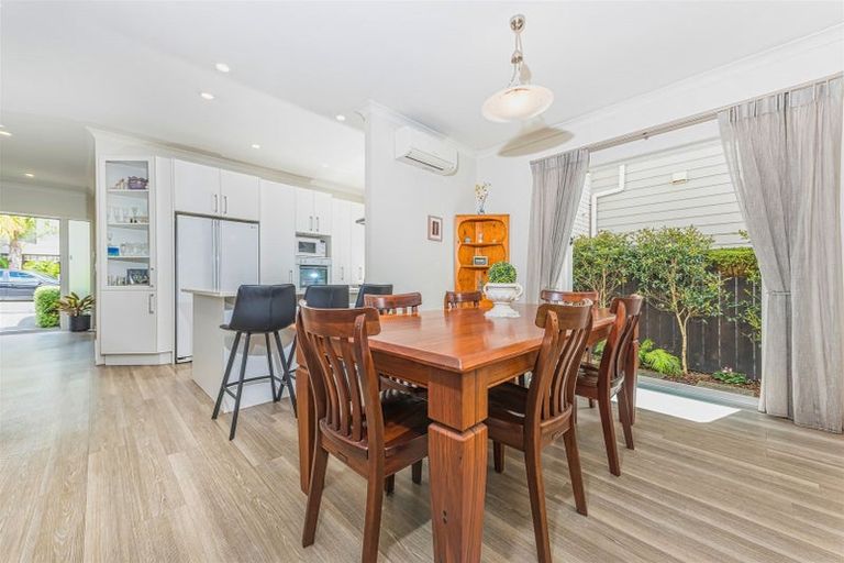 Photo of property in 62 Station Street, Hobsonville, Auckland, 0616