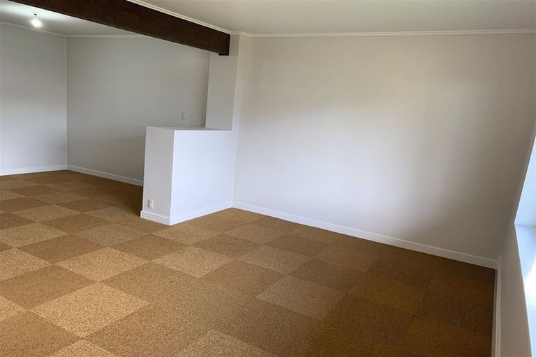 Photo of property in 4/1 Proctor Lane, Tawa, Wellington, 5028