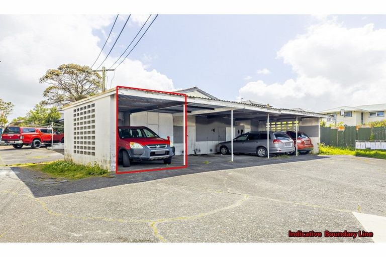 Photo of property in 8/5 Deering Place, Papatoetoe, Auckland, 2025