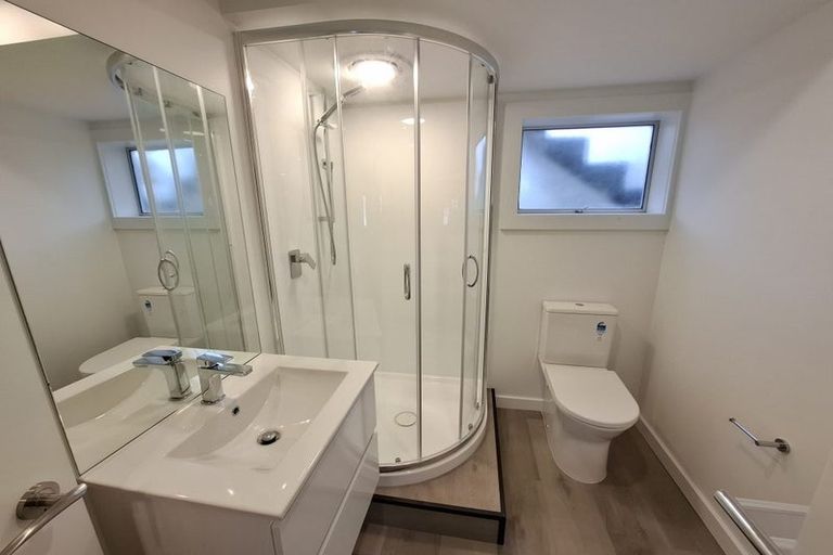 Photo of property in 33 Fulford Street, New Plymouth, 4310