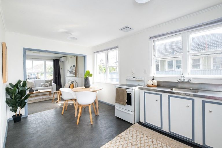 Photo of property in 34 Mason Avenue, Maraenui, Napier, 4110