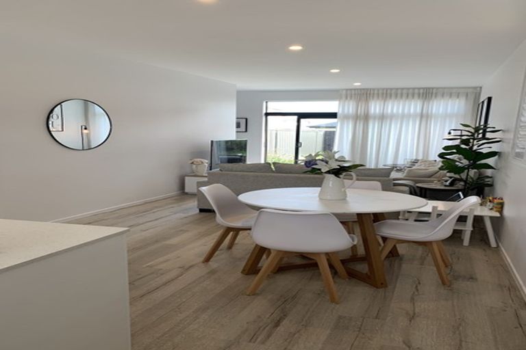 Photo of property in 9 Horomia Road, Karaka, Papakura, 2113