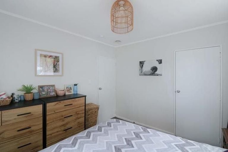 Photo of property in 1/11 Lowry Crescent, Stokes Valley, Lower Hutt, 5019