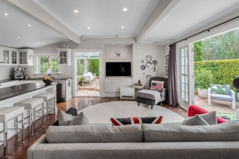 Photo of property in 8 Burrows Avenue, Parnell, Auckland, 1052
