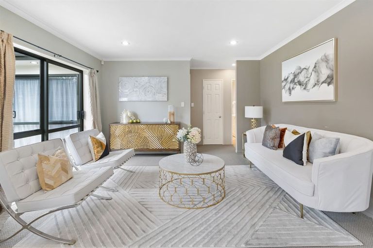 Photo of property in 38b Hetherington Road, Ranui, Auckland, 0612