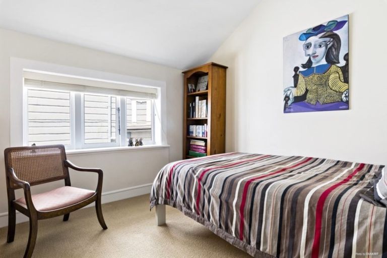 Photo of property in 60 Hobson Street, Thorndon, Wellington, 6011