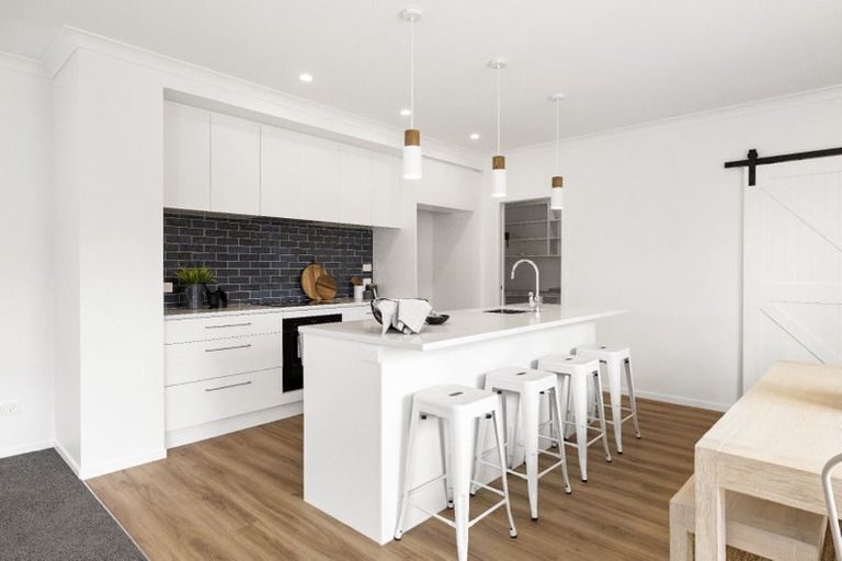 Photo of property in 11 Bill Miller Drive, Papamoa, 3118