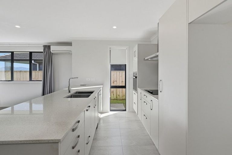 Photo of property in 26 Richardson Road, Omokoroa, 3114