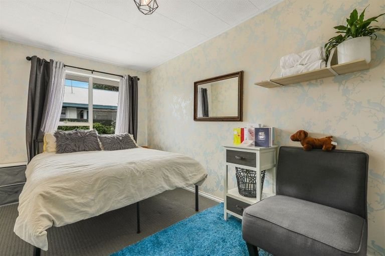 Photo of property in 2/140 Hay Street, Bromley, Christchurch, 8062