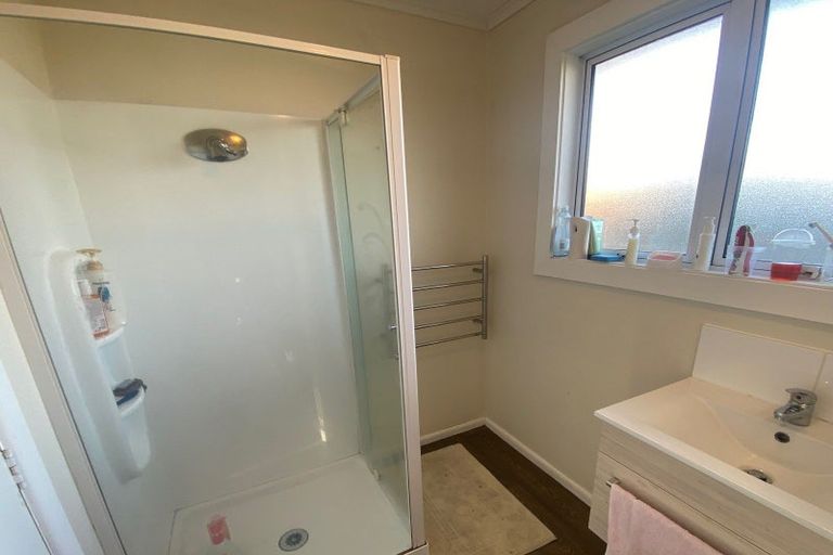 Photo of property in 2/8 Dover Street, St Albans, Christchurch, 8014