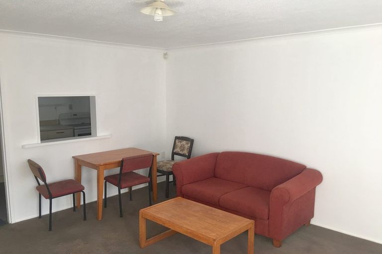 Photo of property in 2/53 Mathesons Road, Phillipstown, Christchurch, 8011