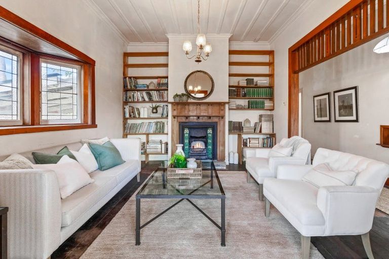 Photo of property in 6 Domain Street, Devonport, Auckland, 0624