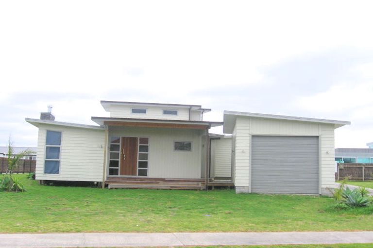 Photo of property in 113 Corokia Place, Matarangi, Whitianga, 3592
