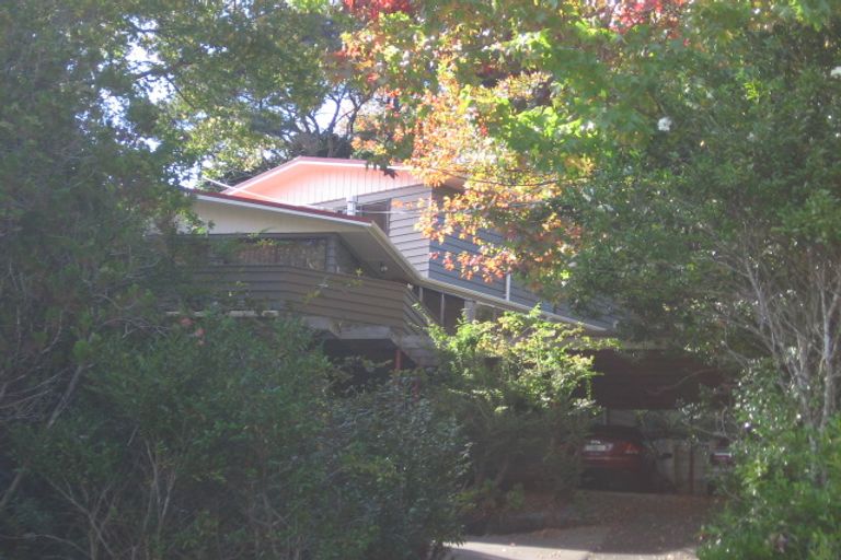 Photo of property in 59 Woodfern Crescent, Titirangi, Auckland, 0604